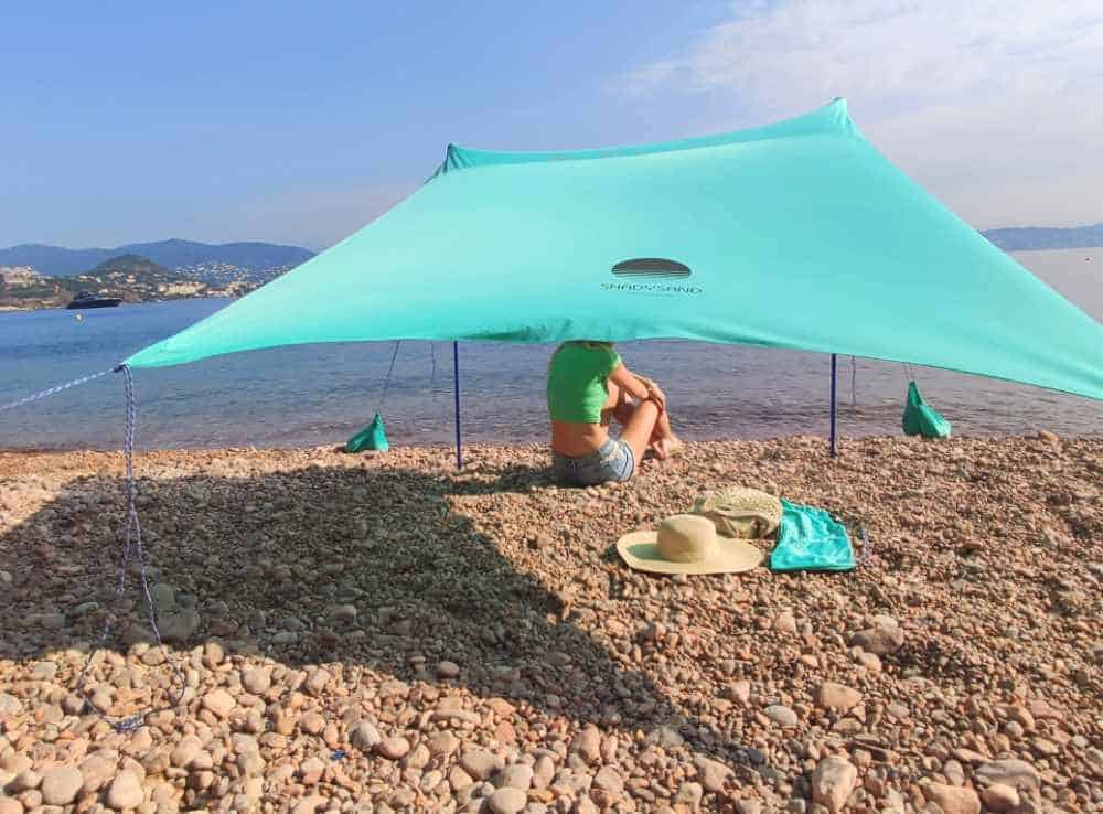 abri-de-plage-485eiy.jpg Shadysand, Grande tente de plage familiale et compacte – Image 1