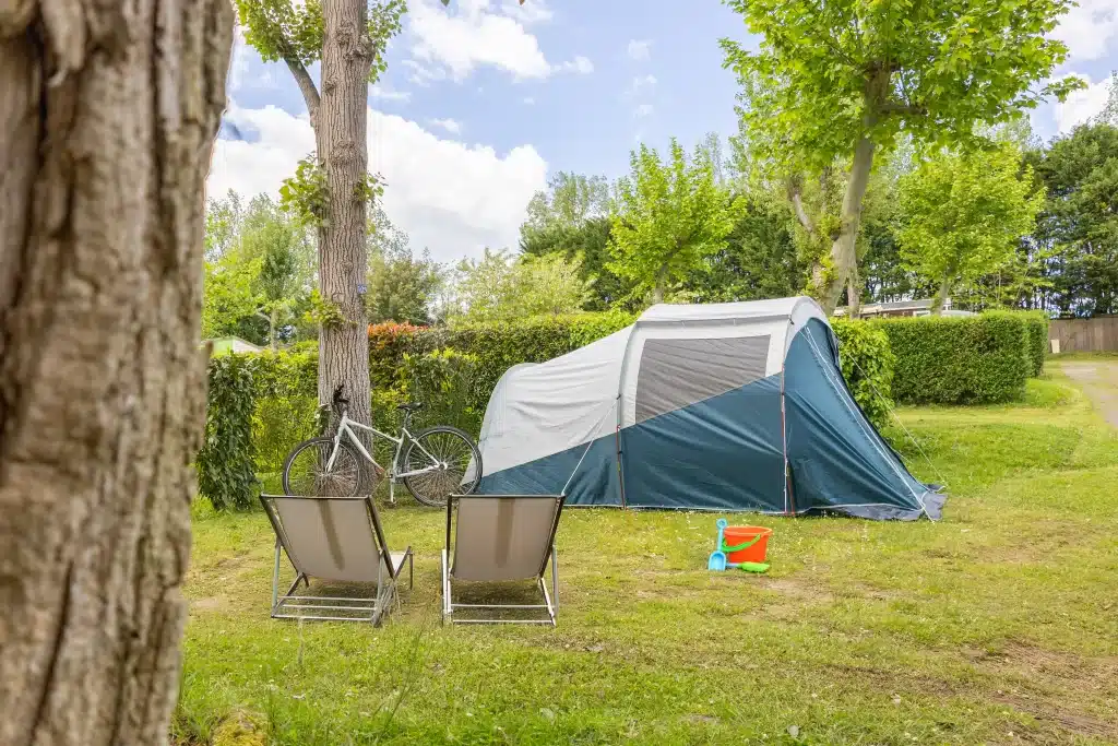 emplacement-camping-tente-251iuh.webp Eden Villages | Découvrez notre emplacement tente access en camping – Image 1