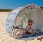 Protéger bébé du soleil avec style : la tente de plage Maman Vogue Vivez une maternité positive et sereine Maman Vogue