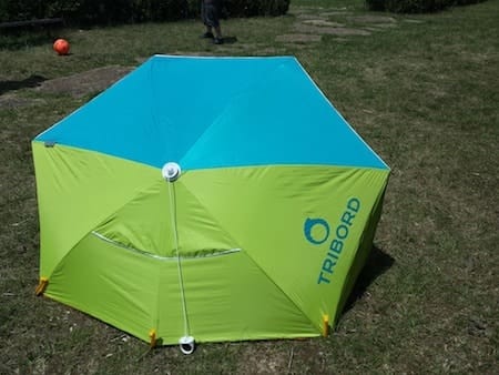 tente-de-plage-decathlon-719bko.jpg Test: L'abri anti UV Tribord de Décathlon – Image 1