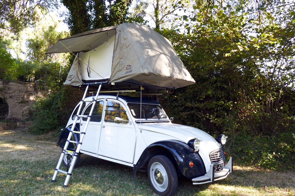 tente-pour-toit-de-voiture-115xeb.jpg Tente de toit OASIS Trekking : la plus légère des tentes de toit – Image 1